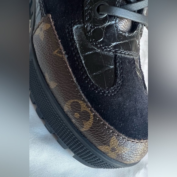 Louis Vuitton LV combat boots, size 5.5 - Picture 5 of 13
